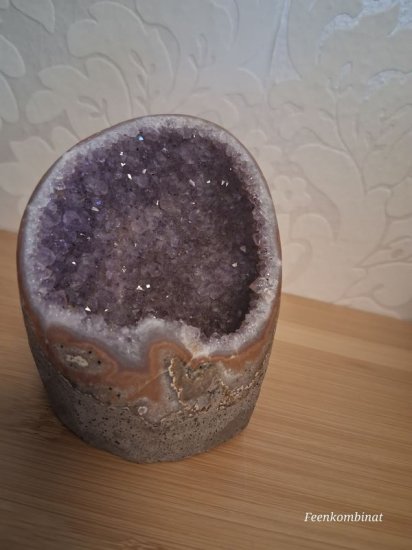 Amethyst Druse - helles violett - 9 cm - zum Schließen ins Bild klicken